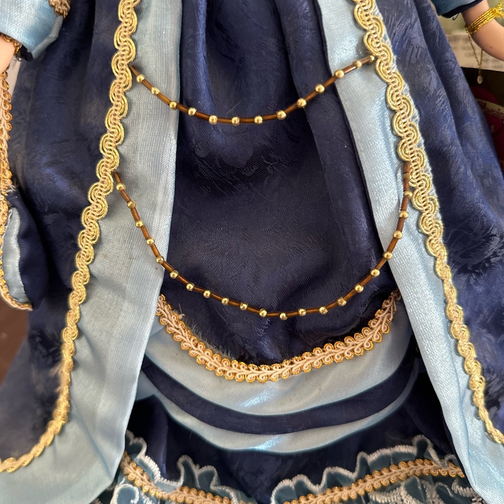 Doll - Picture 4 of 8